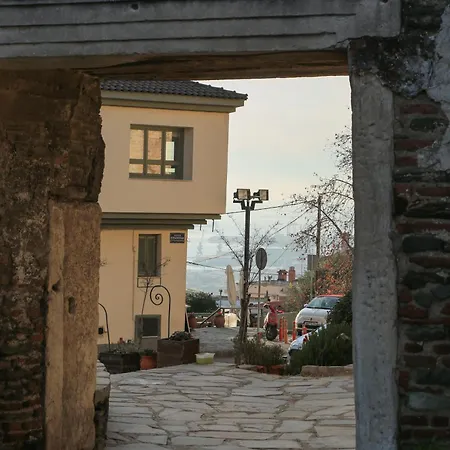 Beyond The Castle Апартаменты *