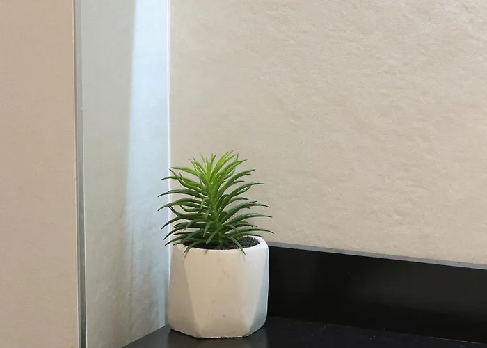 Beyond The Castle Thessalonique