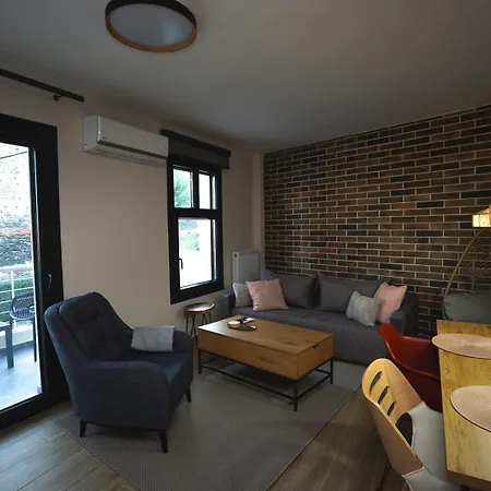 Beyond The Castle 테살로니키