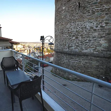 Beyond The Castle テッサロニキ