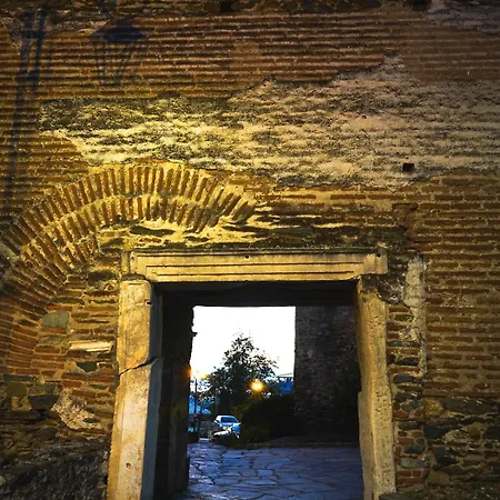 Beyond The Castle アパート