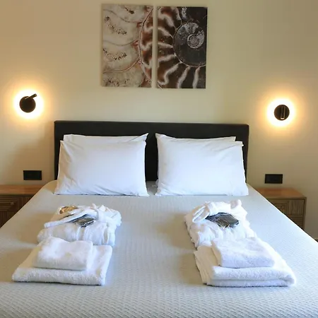 アパート Beyond The Castle