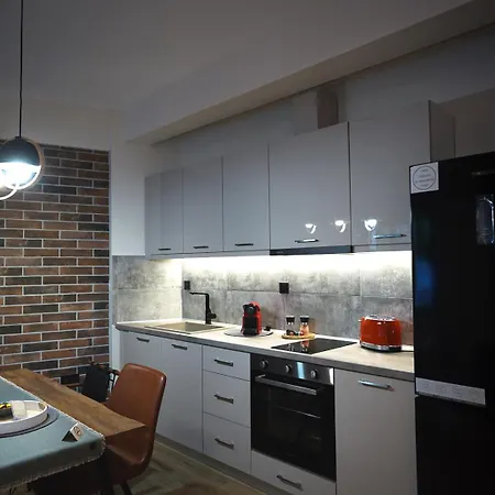 Apartment Beyond The Castle *